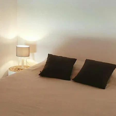 Cocon Avec Jardinet, Au Coeur De Martin De Re Apartmán